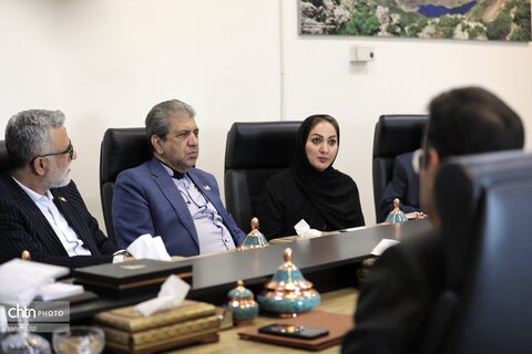 انعقاد تفاهم‌نامه همکاری میان معاونت صنایع‌دستی و هنرهای سنتی و مرکز خدمات مشاوره ایرانیان خارج از کشور