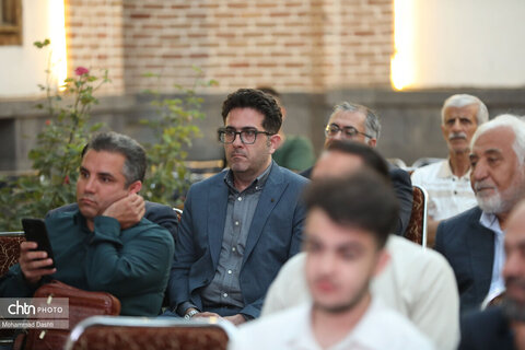 آیین تجلیل از مقام علمی عبدالرحمن وهاب‌زاده در اردبیل