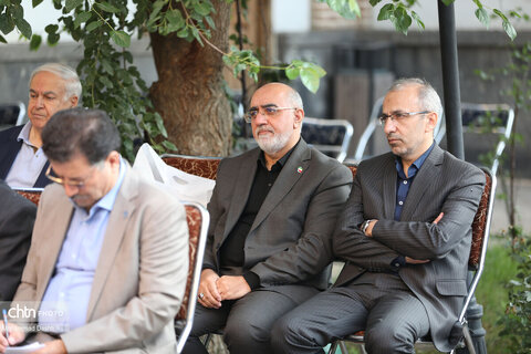 آیین تجلیل از مقام علمی عبدالرحمن وهاب‌زاده در اردبیل