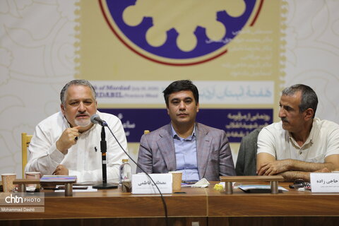 نشست گردشگری ادبی و عرفانی با حضور مدیرکل توسعه گردشگری داخلی وزارت میراث‌فرهنگی