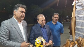 بازدید مقامات ارشد از غرفه‌های صنایع‌دستی در پارک ولایت یاسوج