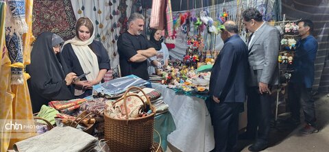 بازدید مقامات ارشد از ۳۳ غرفه صنایع‌دستی در پارک ولایت یاسوج