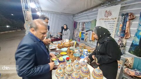 بازدید مقامات ارشد از ۳۳ غرفه صنایع‌دستی در پارک ولایت یاسوج