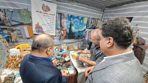 بازدید مقامات ارشد از ۳۳ غرفه صنایع‌دستی در پارک ولایت یاسوج