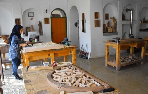 صنایع چوبی سنندج؛ هنر ماندگار دستان هنرمندان کردستان