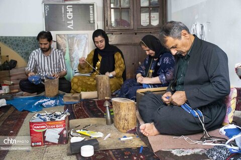 مریوان؛ شهر جهانی کلاش‌بافی