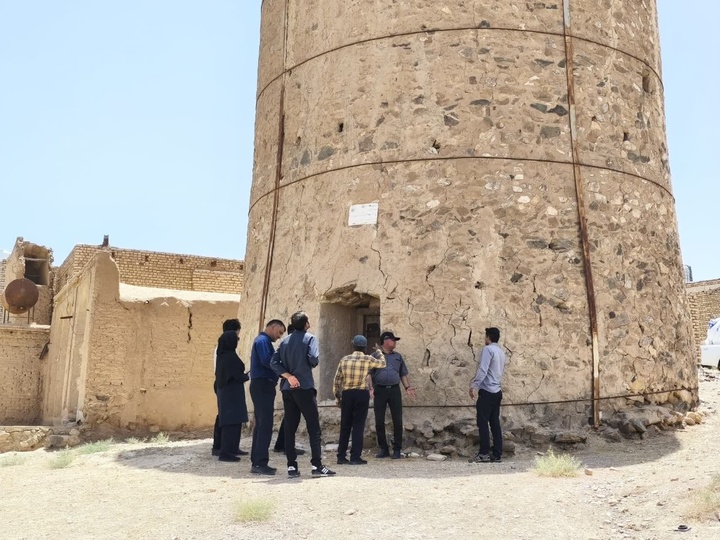 برج تاریخی روستای توت ساماندهی و مرمت اضطراری می‌شود