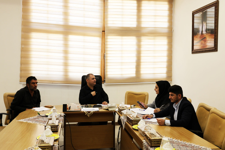 مطالبات شهروندان در دیدار چهره به چهره با مدیرکل میراث‌فرهنگی اصفهان بررسی شد