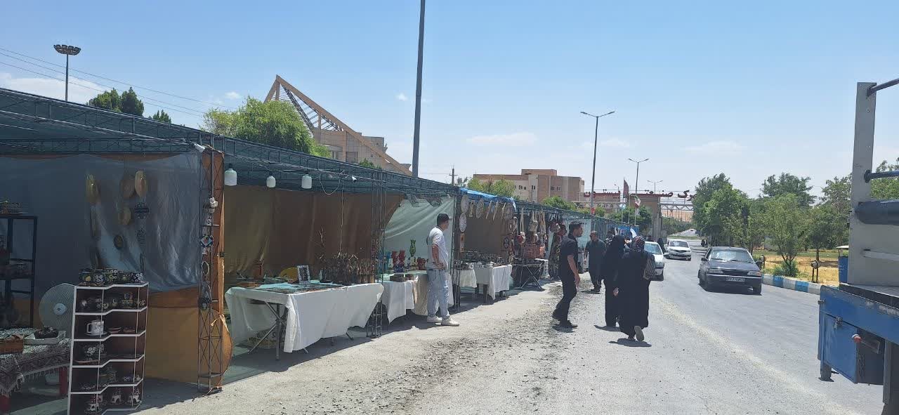 برپایی ۲۵ غرفه صنایعدستی در کرمانشاه در مسیر زائران اربعین حسینی