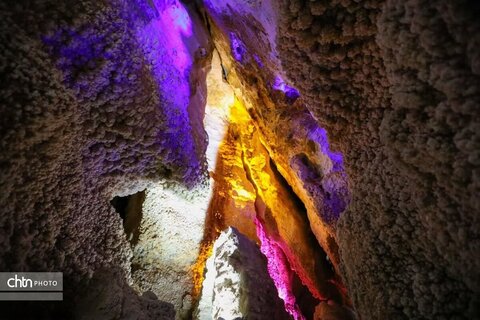 غار نخجیر دلیجان