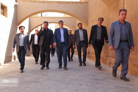 نگاهی به اصالت و شکوه؛ بازدید استاندار یزد از عمارتهای تاریخی «باران» و «حسینیان»
