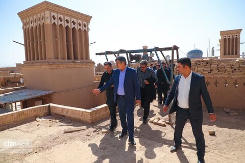 نگاهی به اصالت و شکوه؛ بازدید استاندار یزد از عمارتهای تاریخی «باران» و «حسینیان»