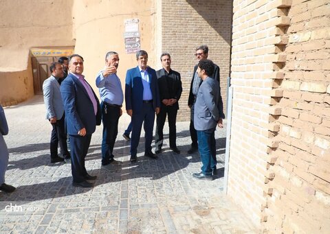 نگاهی به اصالت و شکوه؛ بازدید استاندار یزد از عمارتهای تاریخی «باران» و «حسینیان»