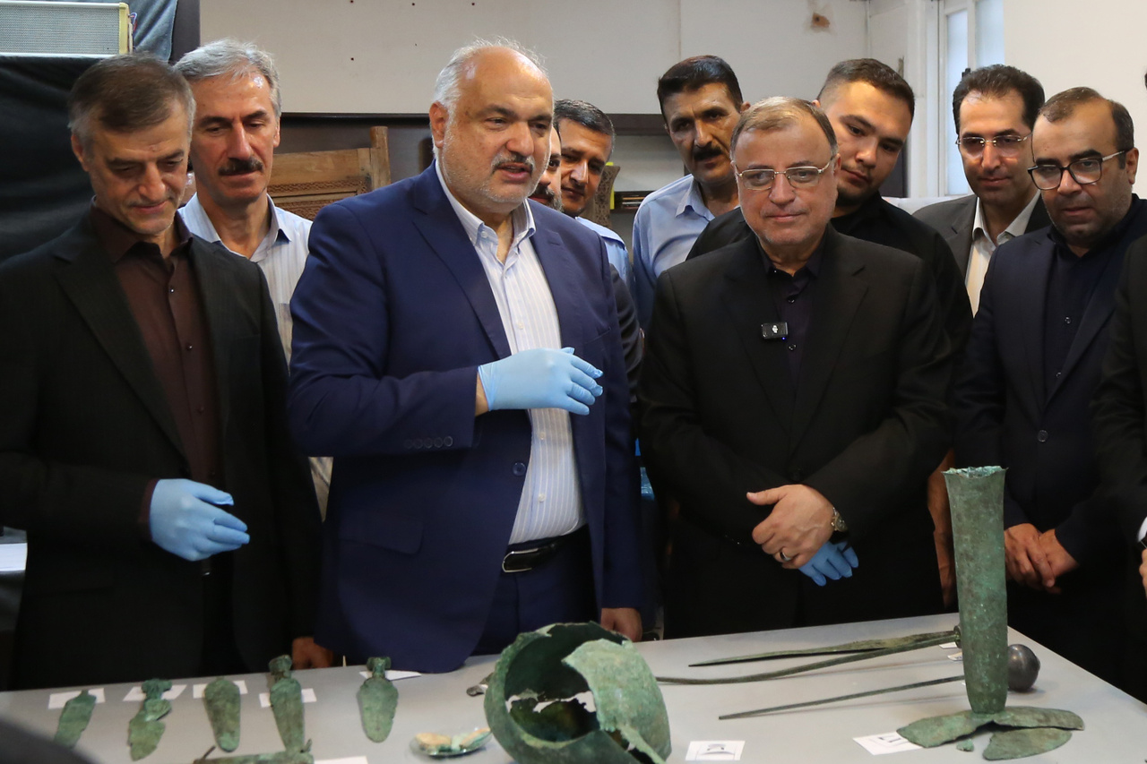 مرمت اشیای حاصل از کاوش باستانشناسی در استان گلستان با همکاری موزه ملی ایران/ مطالعات تخصصی برای تعیین قدمت دقیق آثار ادامه دارد