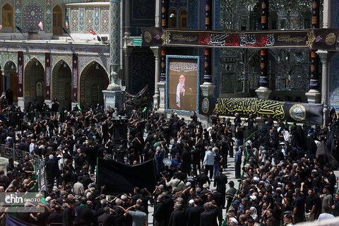 عزاداران اربعینی حسینی(ع) در حرم مطهر بانوی کرامت(س) قم