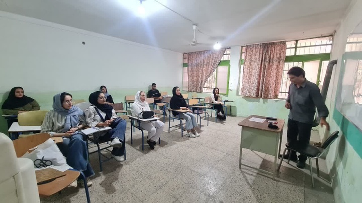 دوره تخصصی تراش سنگ‌های قیمتی و نیمه‌قیمتی در دامغان برگزار شد