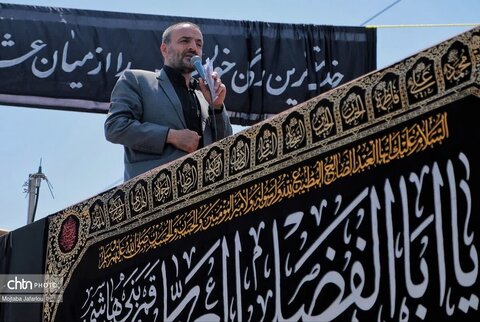 طنین یا حسین در مسیر جاماندگانِ عاشق در زنجان