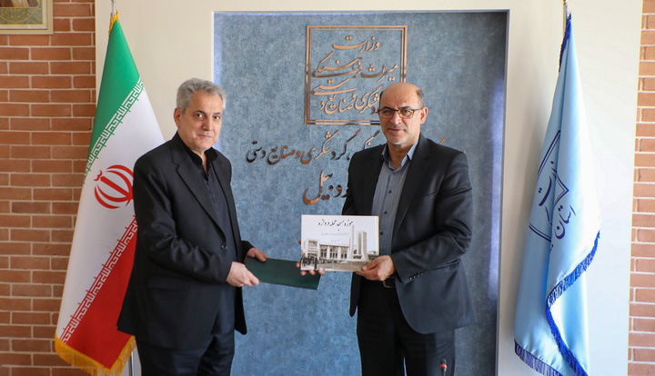 مجوز مجموعه‌داری مسجد محله عالی‌قاپو اردبیل اعطا شد