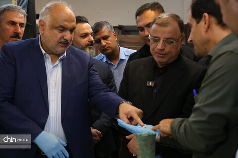 بازدید استاندار گلستان از روند مرمت اشیای حاصل از کاوش محوطه کاروان‌زمین علی‌آبادکتول