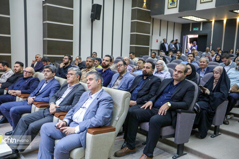آیین گرامیداشت روز خبرنگار در اراک