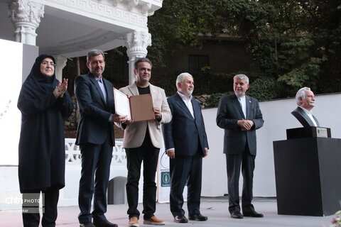 آیین گرامی‌داشت نخستین سالگرد درگذشت استاد محمود فرشچیان