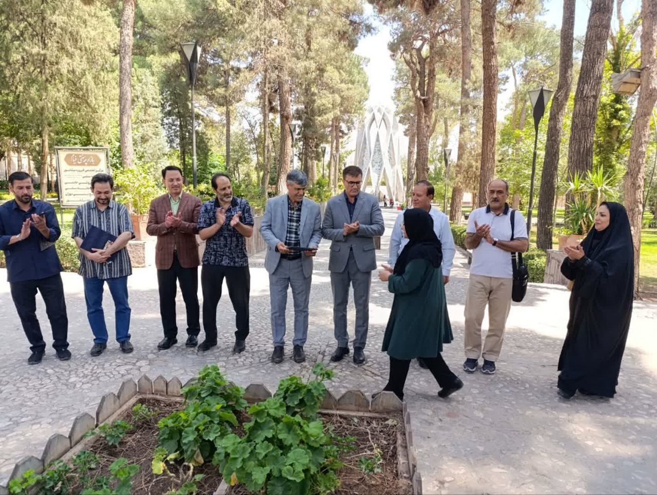 تجلیل از خبرنگاران شهرستان نیشابور در باغ خیام