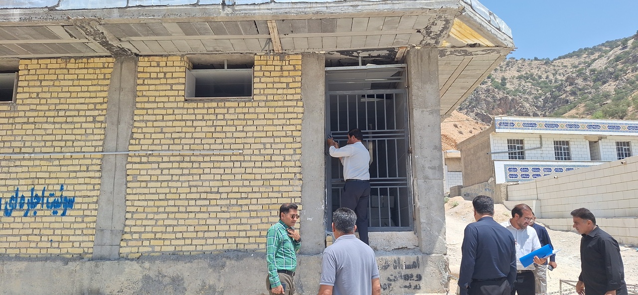 مدیرکل میراث فرهنگی، گردشگری و صنایع‌دستی استان کهگیلویه و بویراحمد از پروژه عمرانی امامزاده سید محمود (ع) بازدید کرد