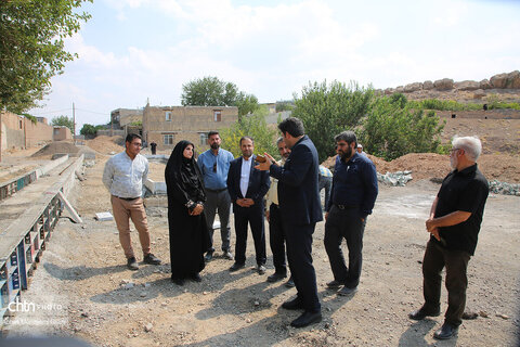 بازدید مسئولان از طرح سامان‌دهی محوطه بیرونی خانه تاریخی ملاصدرا در کهک