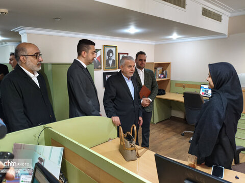 بازدید وزیر میراث فرهنگی از رسانه‌ها به مناسبت روز خبرنگار