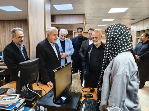 بازدید وزیر میراث فرهنگی از رسانه‌ها به مناسبت روز خبرنگار