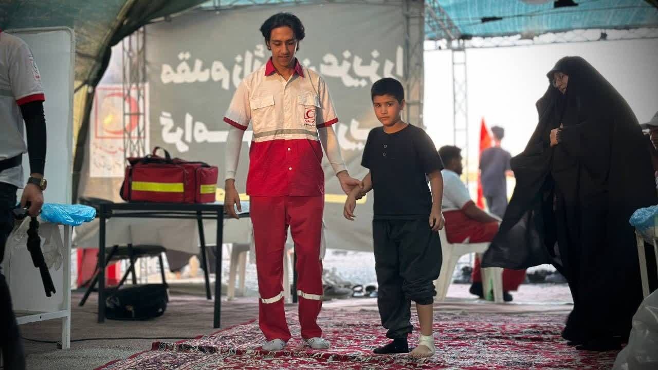 ۱۳ هزار نفر روز نیروی عملیاتی هلال احمر خراسان رضوی در حال خدمترسانی به زائران مشهدالرضا در دهه آخر صفر