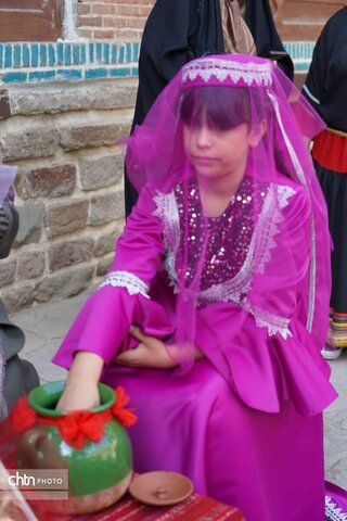 مراسم سنتی «مینجیق سالما» در مدرسه تاریخی هدایت ارومیه