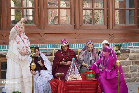 مراسم سنتی «مینجیق سالما» در مدرسه تاریخی هدایت ارومیه