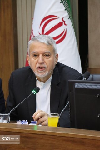 نشست تخصصی  مشترک سرمایه‌گذاران گردشگری و صنایع دستی خراسان رضویبا حضور وزرای میراث فرهنگی، گردشگری و صنایع دستی، امور خارجه، اقتصاد و دارایی و استاندار خراسان رضوی در مشهد
