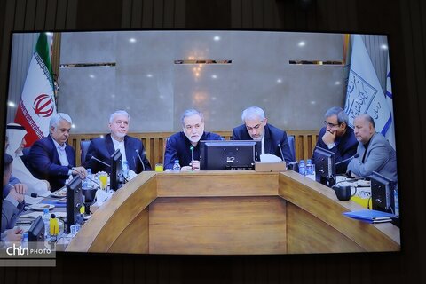 نشست تخصصی  مشترک سرمایه‌گذاران گردشگری و صنایع دستی خراسان رضویبا حضور وزرای میراث فرهنگی، گردشگری و صنایع دستی، امور خارجه، اقتصاد و دارایی و استاندار خراسان رضوی در مشهد