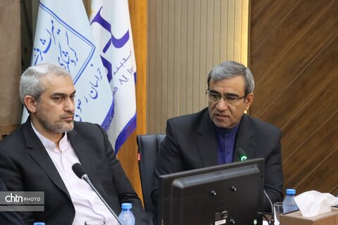 نشست تخصصی  مشترک سرمایه‌گذاران گردشگری و صنایع دستی خراسان رضویبا حضور وزرای میراث فرهنگی، گردشگری و صنایع دستی، امور خارجه، اقتصاد و دارایی و استاندار خراسان رضوی در مشهد