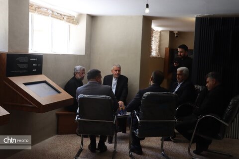 بازدید صالحی‌امیری از خانه‌موزه انقلاب اسلامی در مشهد/ روایت تاریخی خانه‌ای که زادگاه رهبر شهید انقلاب است