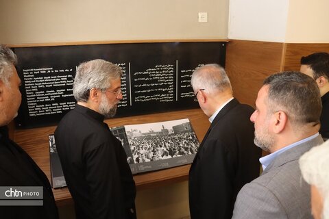 بازدید صالحی‌امیری از خانه‌موزه انقلاب اسلامی در مشهد/ روایت تاریخی خانه‌ای که زادگاه رهبر شهید انقلاب است