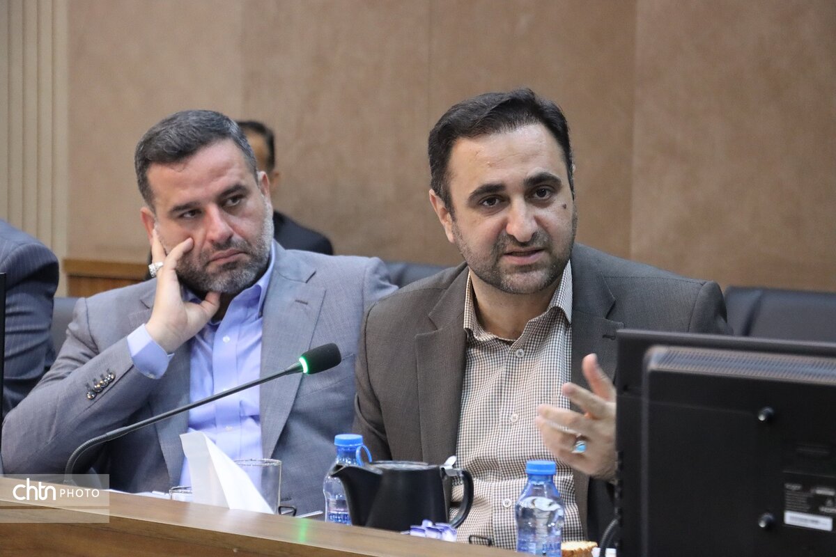 طرح جهش صادرات صنایعدستی به دولت ارائه میشود