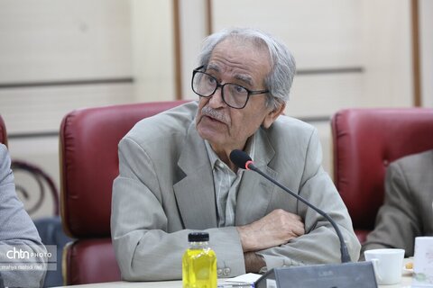 نخستین نشست شورای راهبردی میراث‌فرهنگی، گردشگری و صنایع‌دستی استان قزوین با حضور جمعی از مدیران ارشد وزارت میراث‌فرهنگی