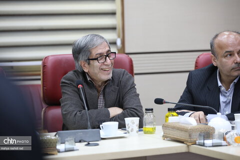 نخستین نشست شورای راهبردی میراث‌فرهنگی، گردشگری و صنایع‌دستی استان قزوین با حضور جمعی از مدیران ارشد وزارت میراث‌فرهنگی