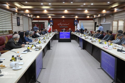 نخستین نشست شورای راهبردی میراث‌فرهنگی، گردشگری و صنایع‌دستی استان قزوین با حضور جمعی از مدیران ارشد وزارت میراث‌فرهنگی