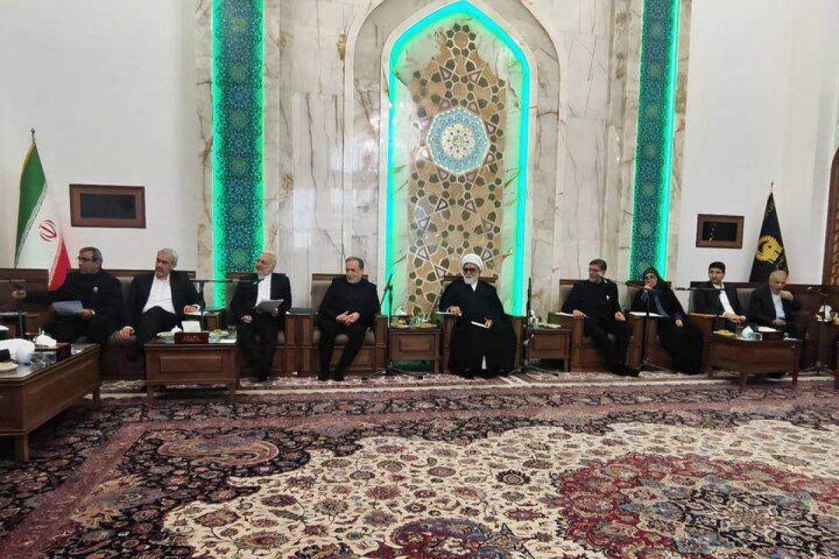 عراقچی: اجرای مصوبات کارگروه امام رضا(ع) ظرفیت جذب زائر خارجی مشهد را دو برابر میکند