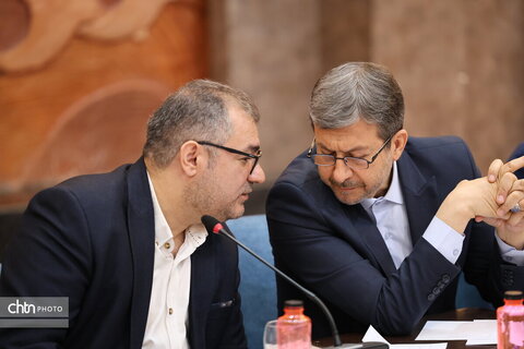 نشست تخصصی جامعه هتلداران استان اصفهان