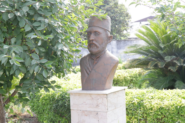 مسجد حاج صمد خان رشت
