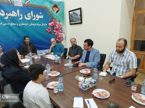 ضرورت رویکرد جامعه‌محور در طراحی مسیر گردشگری قلعه فلک‌الافلاک