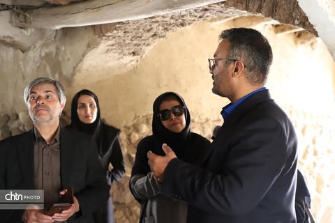 تور خبرنگاران