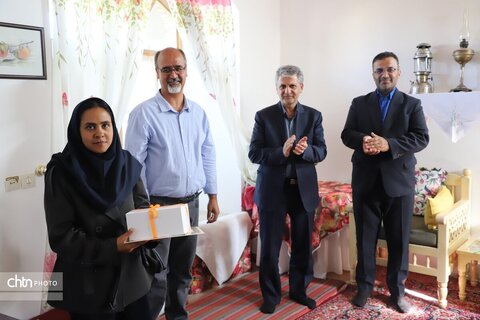 تور خبرنگاران