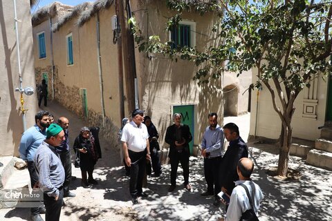 تور خبرنگاران