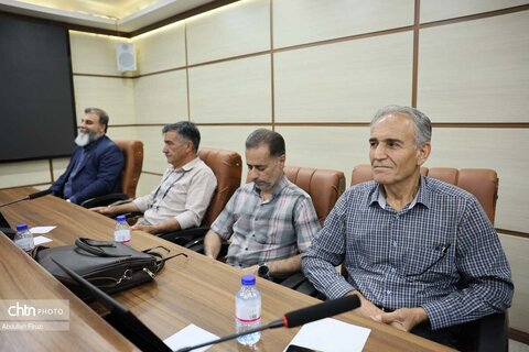 نشست صمیمی با اعضای انجمن‌ها و تشکل‌های مردم‌نهاد استان فارس